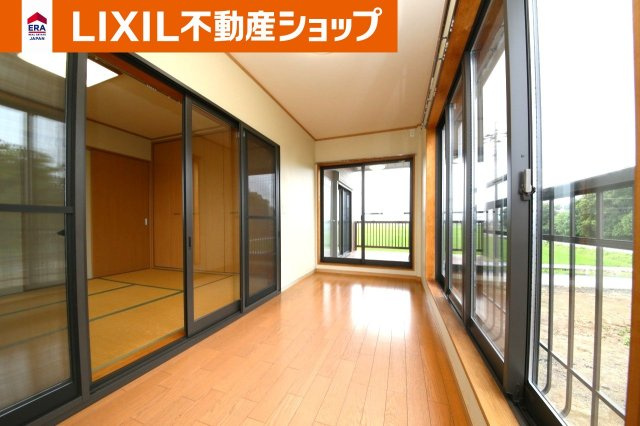 八甫2丁目中古戸建のその他|サンルーム（2）