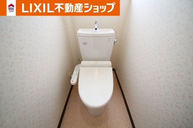 八甫2丁目中古戸建のトイレ|1階トイレ