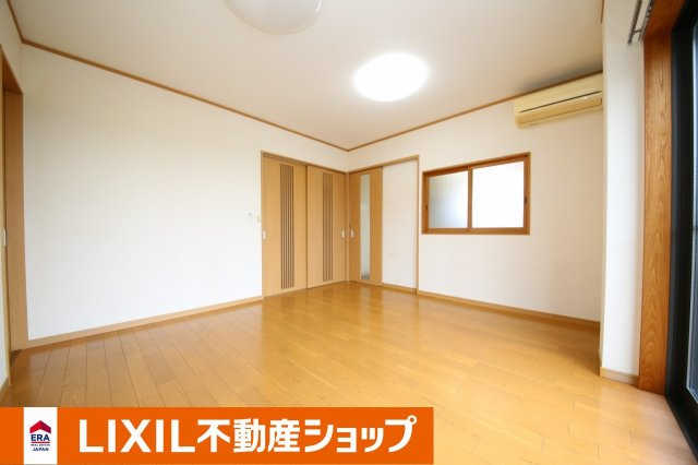 八甫2丁目中古戸建の居間・リビング|DK（2）