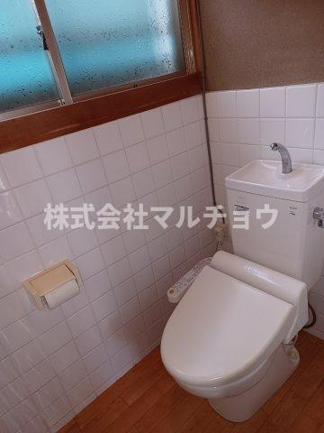 文里戸建て(オーナーチェンジ）のトイレ|コンパクトで使いやすいトイレです