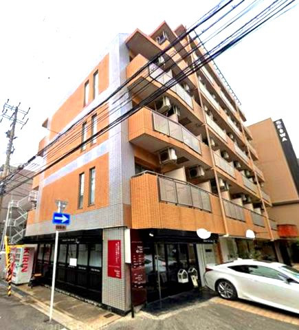 ウィニングパラ江坂の外観