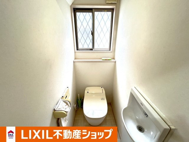 久喜市西大輪中古戸建のトイレ|１階のトイレです。