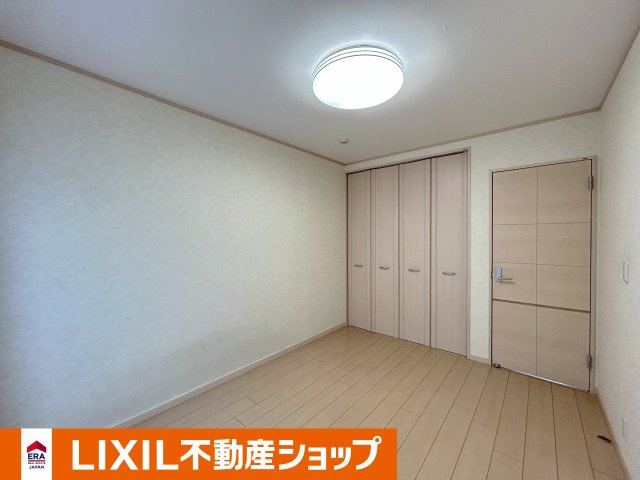 久喜市西大輪中古戸建の洋室|洋室１（６帖）です。