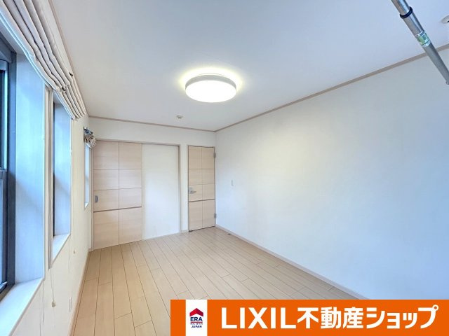 久喜市西大輪中古戸建のその他|２階主寝室。７.０帖です。