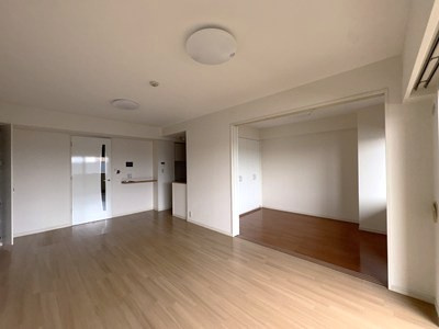 サンクレイドル春日部の居間・リビング