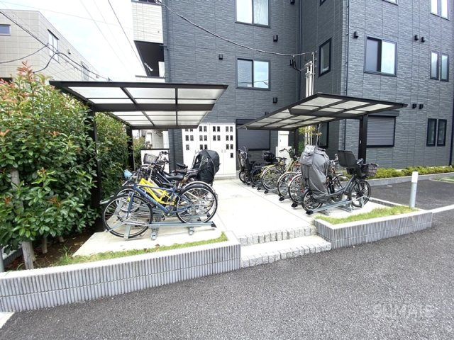 メゾン ド 常盤のその他共用部分|屋根付き駐輪場☆彡