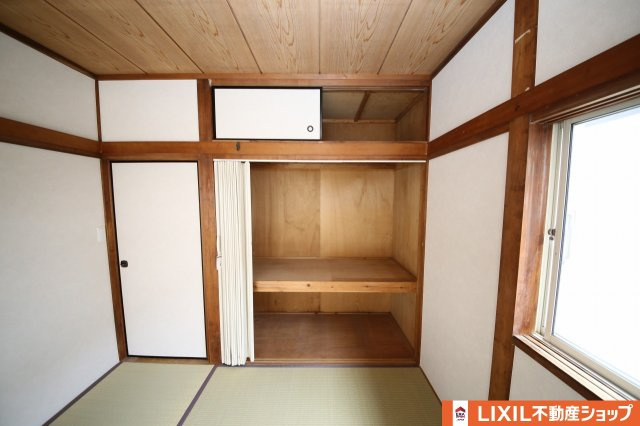 久喜北１丁目中古戸建の和室|2階和室収納