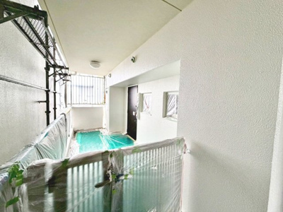 【玄関】 | ブラームスあびこライズ | 専用ポーチありますよ！独立性が高い角部屋仕様！専用ポーチがあることで、プライベートな時間がより特別なものに♪