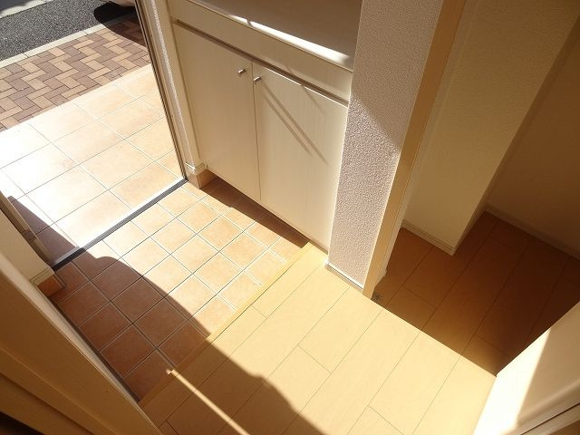 デフィ１０３７の玄関