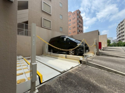 【駐車場】 | ステイツ豊中新千里南町