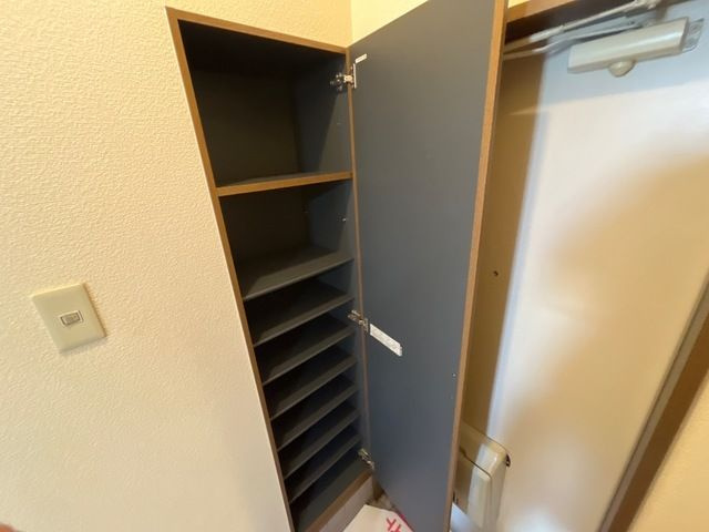 サンコートＦの玄関