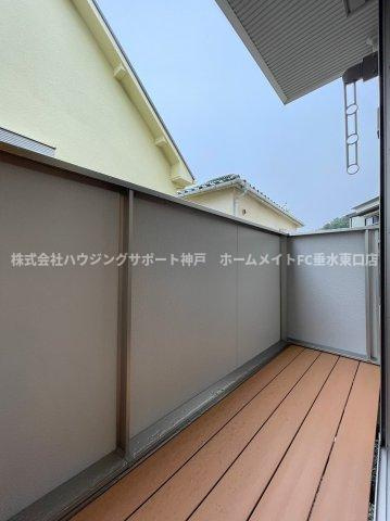 クローバー富士5号館のバルコニー