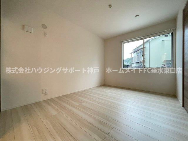 クローバー富士5号館の寝室