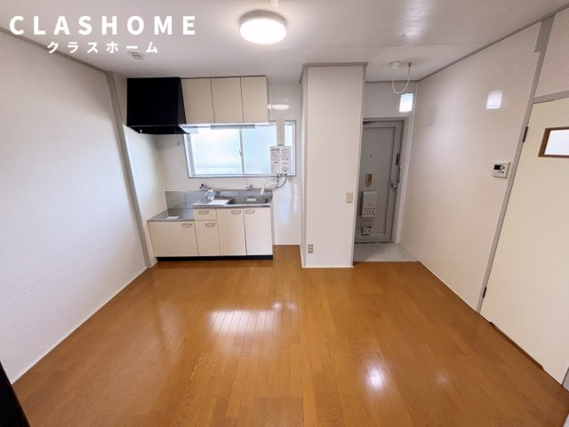 高瀬山ハイツ　　刈谷市近郊の賃貸はクラスホーム刈谷店の居間・リビング