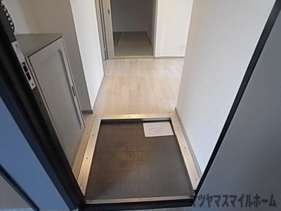 【玄関】 | サンビレッジ灰塚D棟