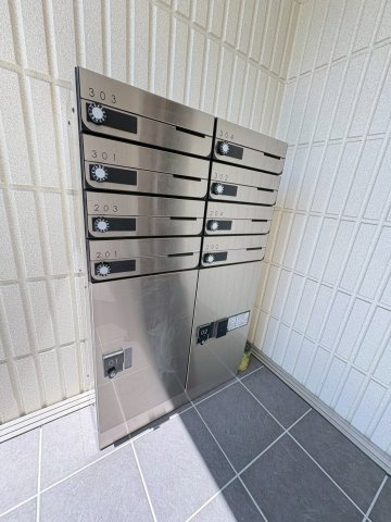 クレールキューブ甲子園口の外観