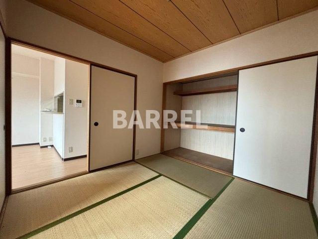 サニーサイド曽根の和室