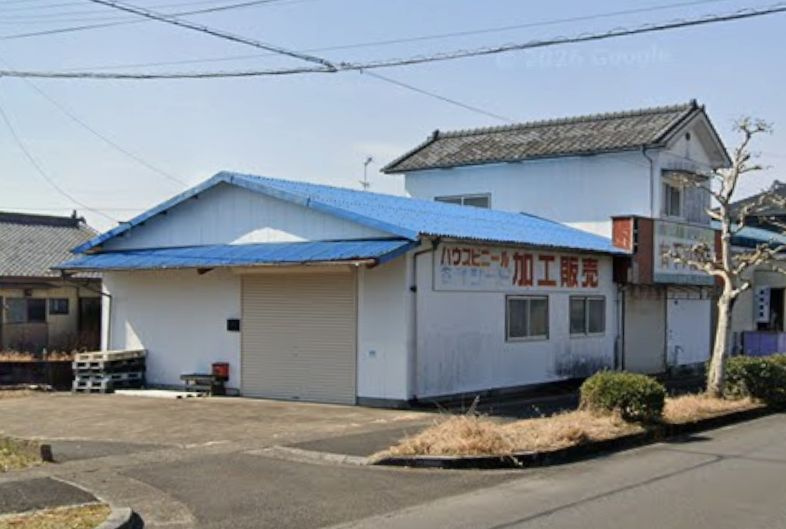 都城市上長飯町の住付店舗の外観