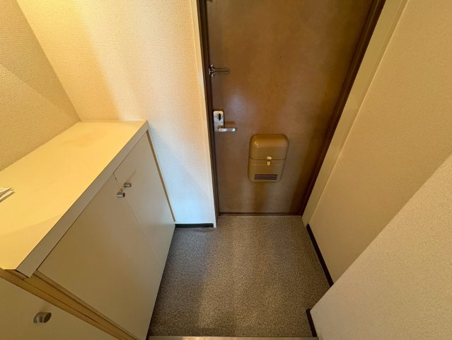 リアライズ栄|名古屋市の賃貸ならMy賃貸の玄関|リアライズ栄