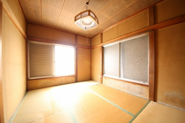 久喜市伊坂中古戸建の和室|2F和室西側