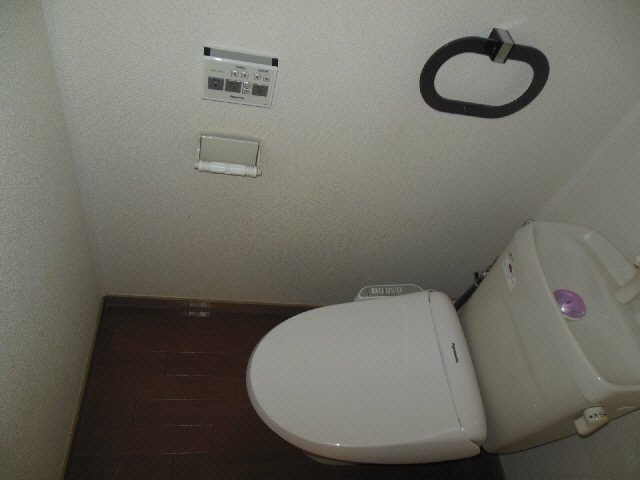 丹波市氷上町横田のアパートのトイレ|ウォシュレットも完備◆