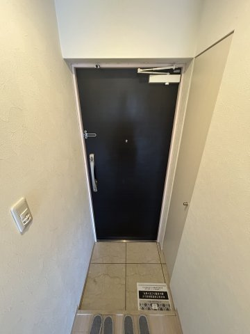 【玄関】ウエンズ神戸