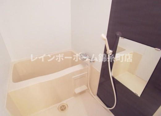 LE’Aの浴室