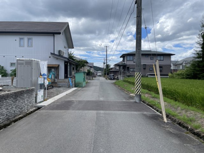 【前面道路含む現地写真】 | 【新築分譲住宅　～クレイドルガーデン～】 山形市東青田　第4　☆全2棟☆