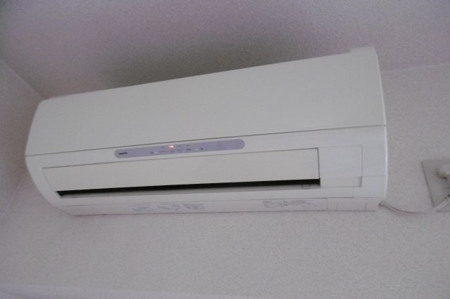 【設備】 | 新風館 | エアコンです