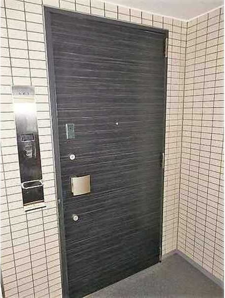 ライオンズ本所吾妻橋ネオクラッセの玄関