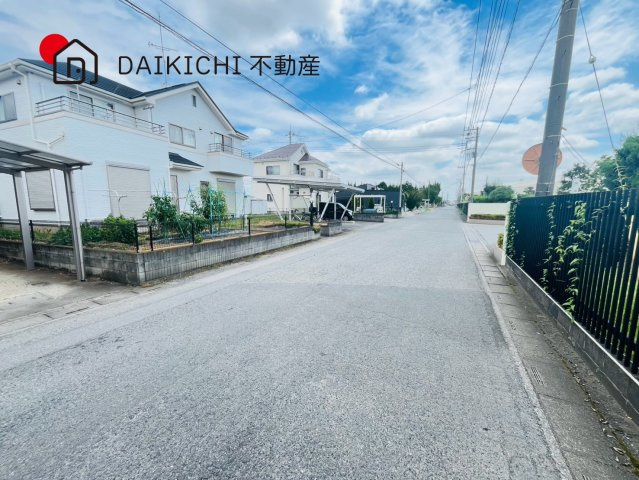【前面道路含む現地写真】 | 行田市大字埼玉　中古戸建