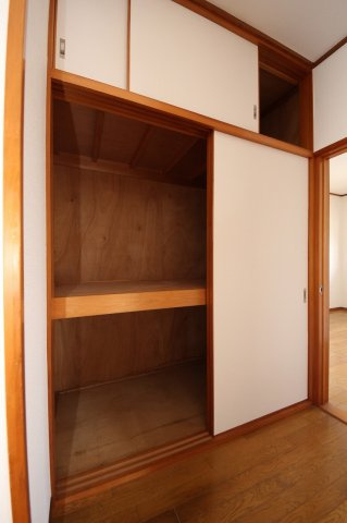 KEM鹿沼市松原2期　中古戸建の収納|〇収納〇
2Fホールの収納です　/2026.6.29撮影