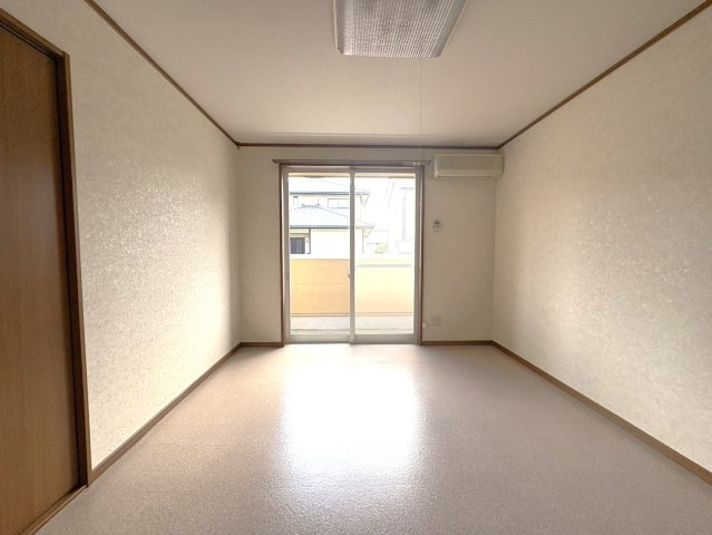 ラポールBの居間・リビング