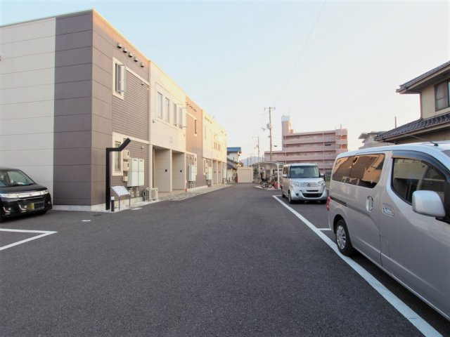 シルフィード．Ｎの駐車場