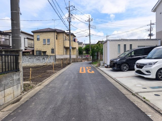 BLOOMING GARDEN　鴻巣市箕田の前面道路含む現地写真