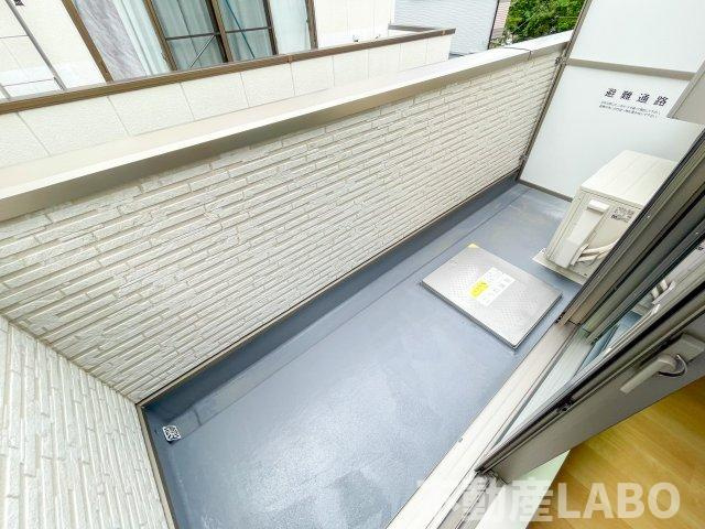 仮称）⻄今川共同住宅のバルコニー