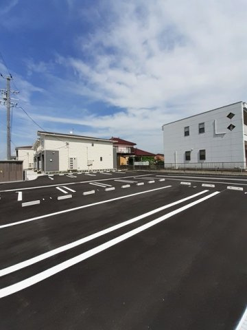 サンハイムピアⅠの駐車場|カースペースがあります