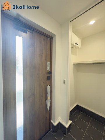 明石市二見町西二見　新築戸建のその他|【ホームページに現地動画掲載中】●年中無休：当日予約可●玄関には大きなシューズインクロークがあります