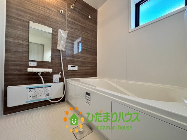 第2加須花崎　新築一戸建て　03　リーブルガーデンの浴室
