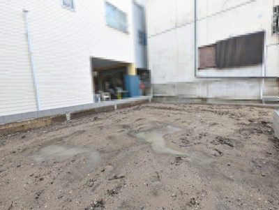 【外観】 | 墨江３丁目　新築一戸建 | ゆとりある洗面室は、朝の身支度や家事のストレスを減らし、日常に上質な時間をもたらす理想的な空間です♪