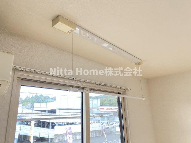 セントヒルズの設備|便利な室内物干しが付いています◎