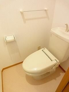 ニューフォーユータナキのトイレ