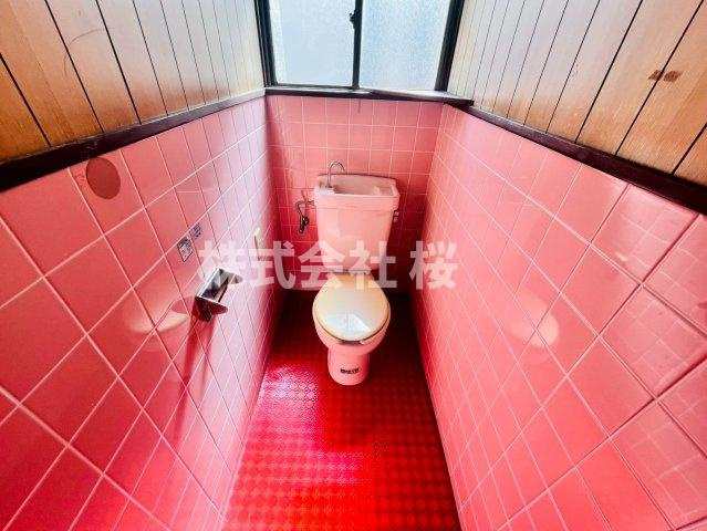 淀川区塚本４丁目　中古戸建のトイレ