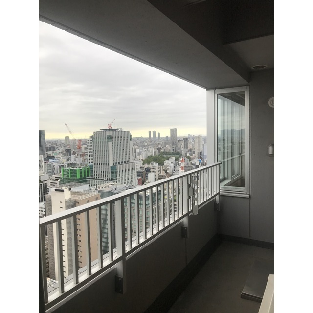 淀屋橋アップルタワーレジデンスのバルコニー