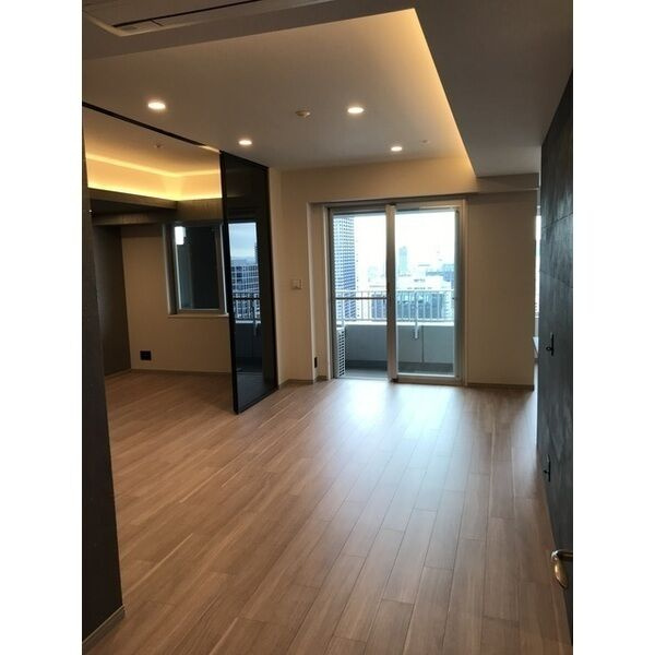 淀屋橋アップルタワーレジデンスの居間・リビング