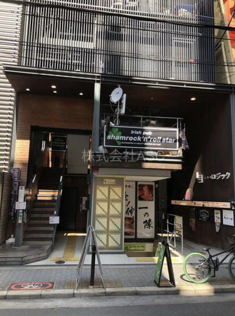 心斎橋ロジックのエントランス