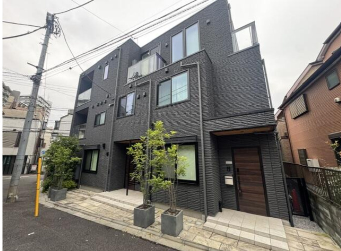 中野区本町４丁目のアパートの外観
