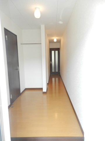 ハイム七の玄関
