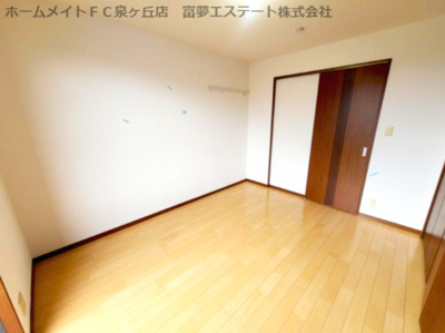 【洋室】 | ガーデンパークC棟 | 6.1帖洋室
