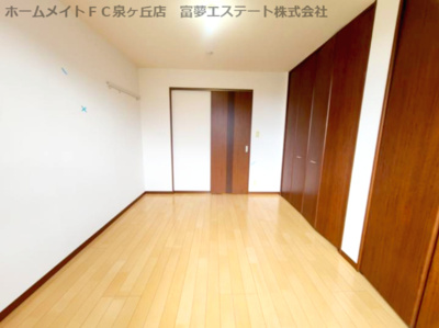 【洋室】 | ガーデンパークC棟 | 6.1帖洋室
